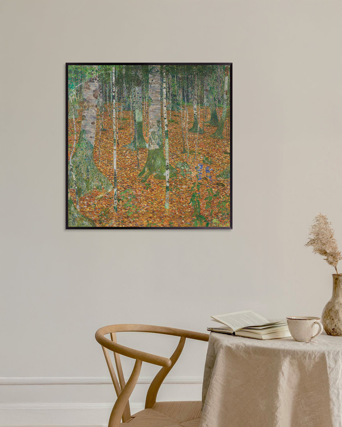 Gustav Klimtin Koivumetsä (1903) -juliste metallikehyksessä