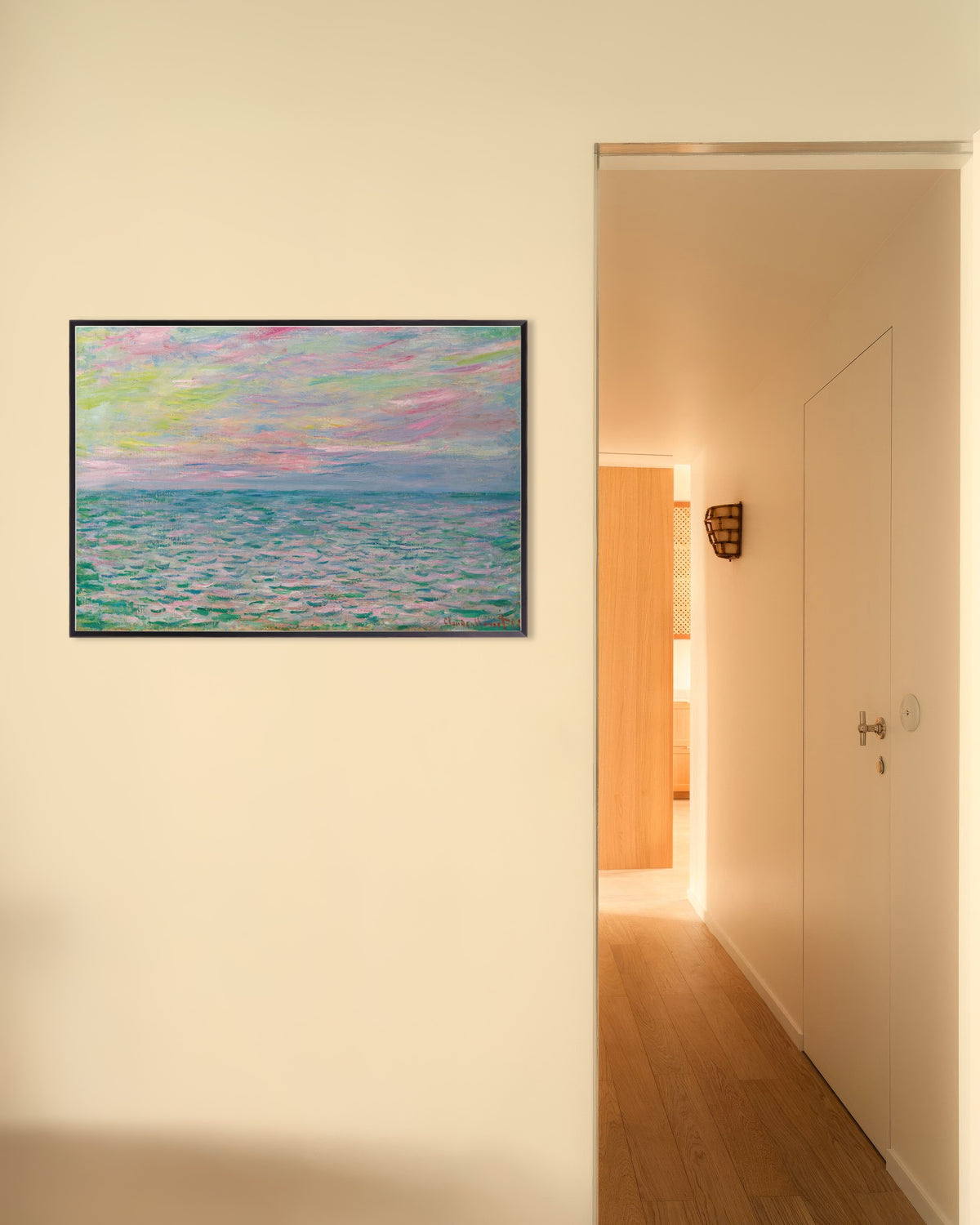 Claude Monet’n Auringonlasku Pourvillessa, aava meri (1882) -juliste metallikehyksessä