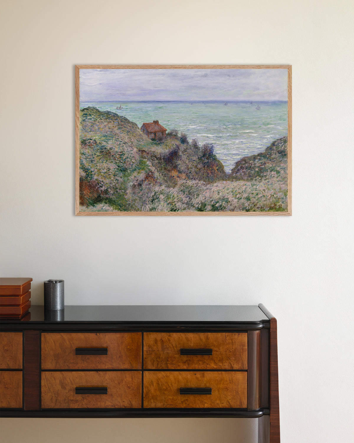 Claude Monet’n Tullimiehen maja (1882) -juliste luonnonvärisessä puukehyksessä
