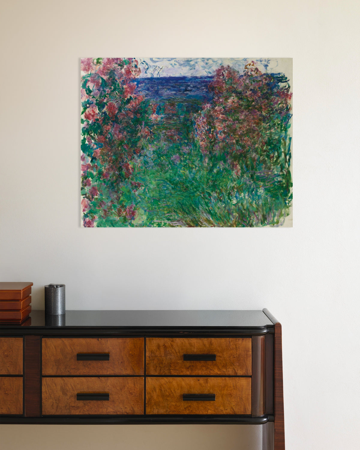 Claude Monet’n Talo ruusujen keskellä (n. 1925) -juliste