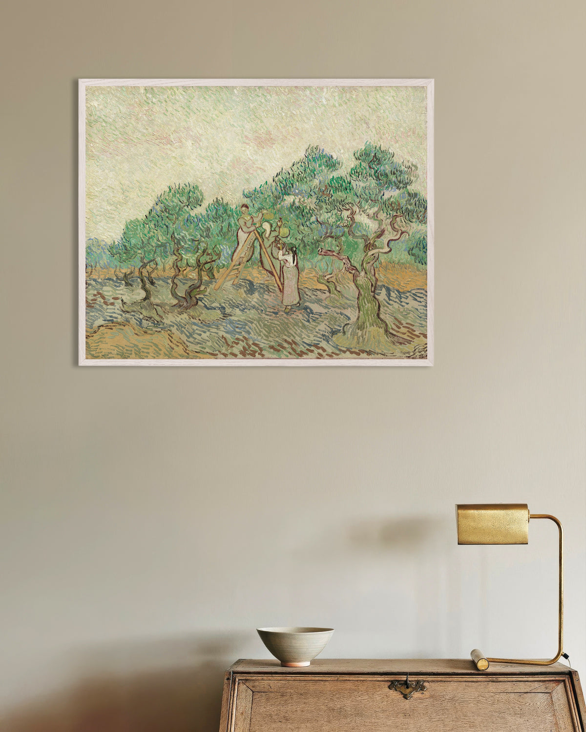 Vincent van Goghin Oliivilehto (1889) -juliste valkoisella puukehyksellä