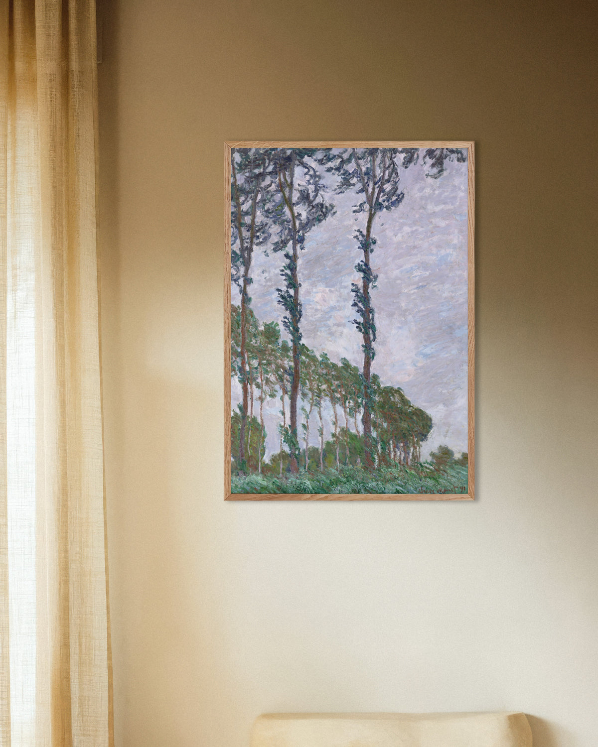 Claude Monet’n Poppelit, tuulivaikutelma (1891) -juliste luonnonvärisessä puukehyksessä