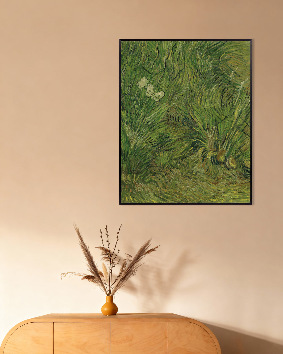 Juliste, jossa on Vincent van Goghin Puutarha perhosineen (1889), metallikehyksellä