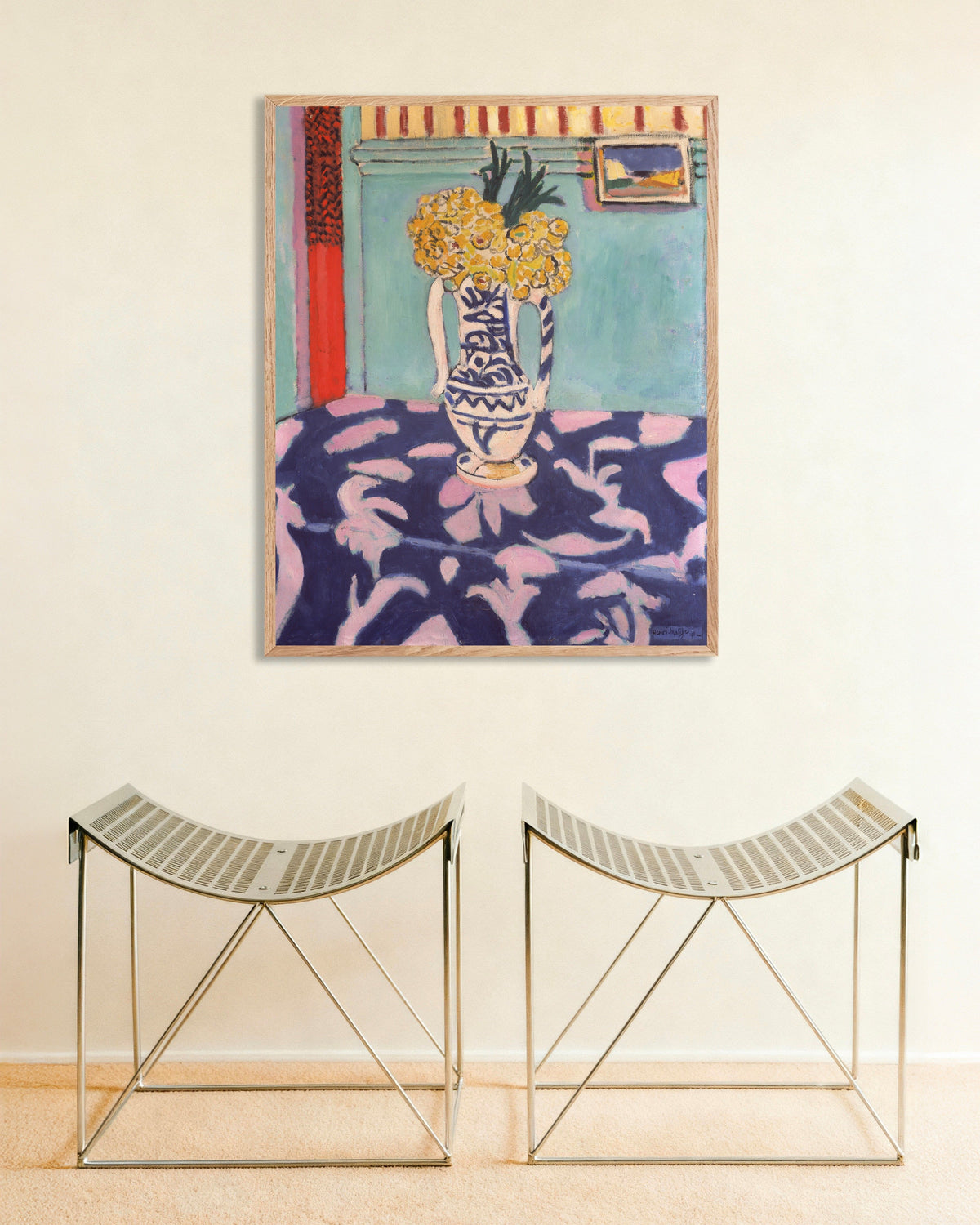 Juliste teoksesta Käet, sininen ja vaaleanpunainen matto (1911), Henri Matisse, luonnonvärisissä puukehyksissä