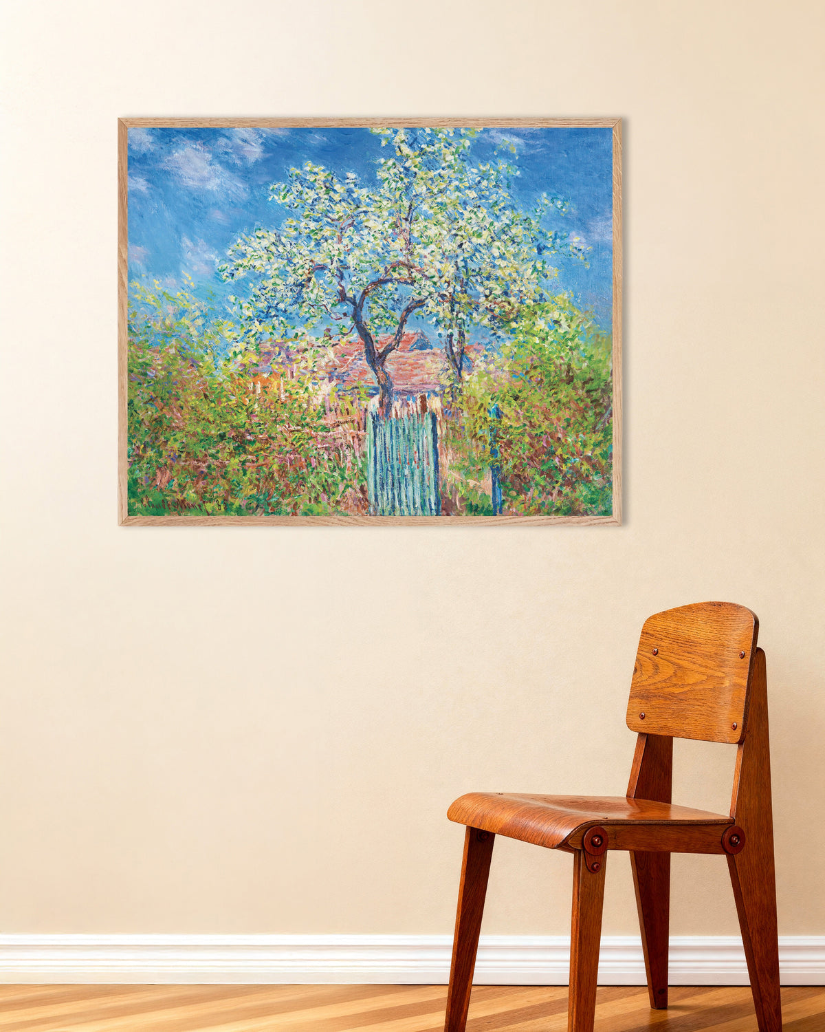 Claude Monet’n Kukkiva päärynäpuu (1885) -juliste luonnonvärisessä puukehyksessä