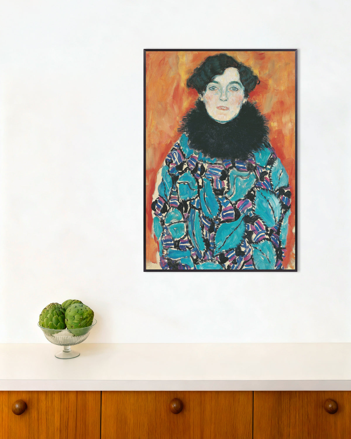 Gustav Klimtin Johanna Stauden muotokuva (1917) -juliste metallikehyksessä