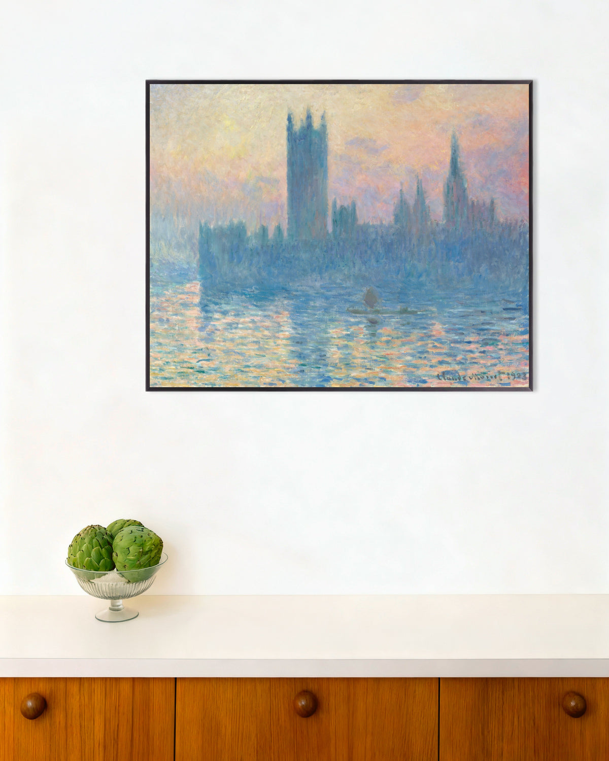 Claude Monet’n Parlamenttitalo auringonlaskussa (1903) -juliste metallikehyksessä