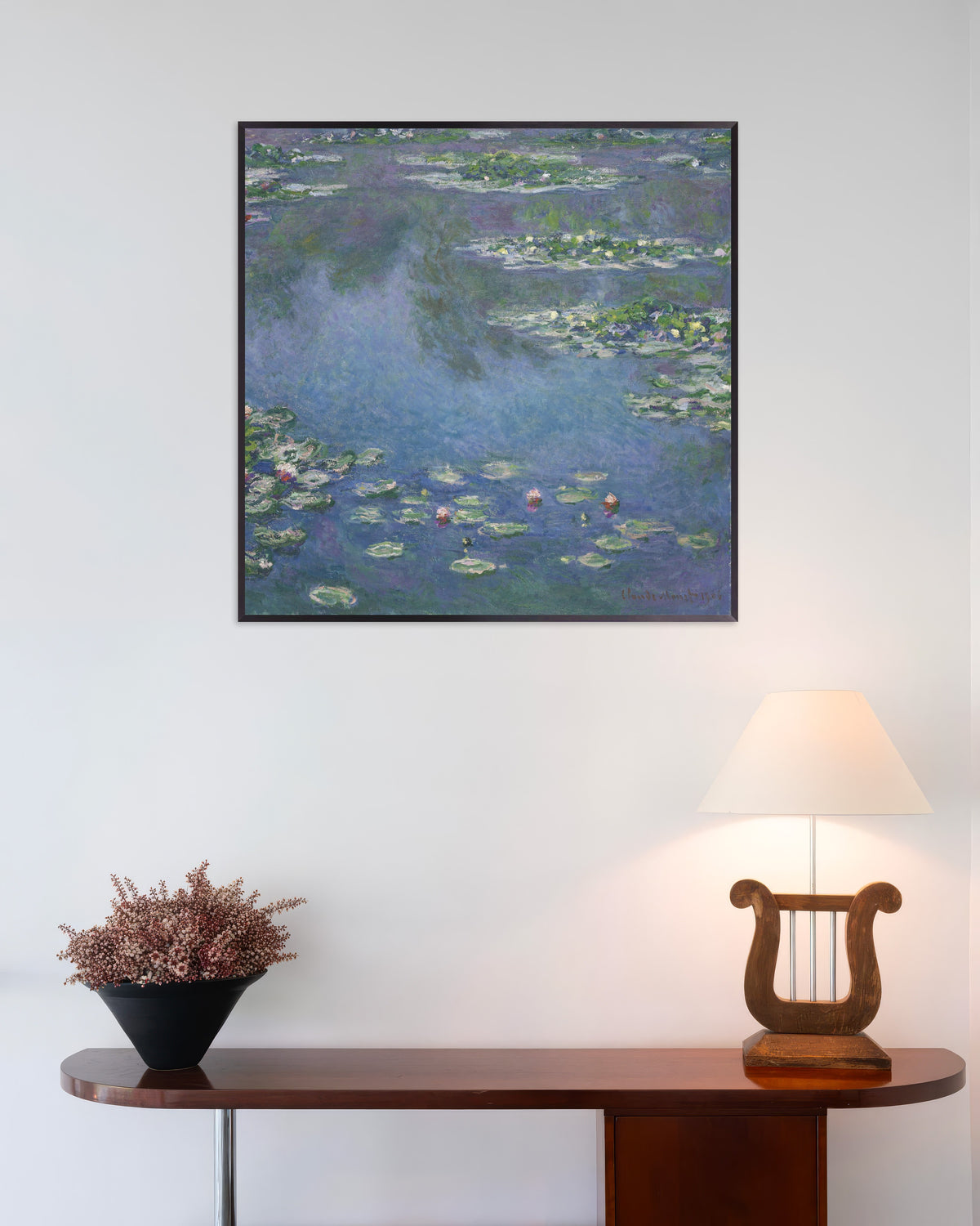 Claude Monet’n Lumpeet (1906) -juliste metallikehyksessä
