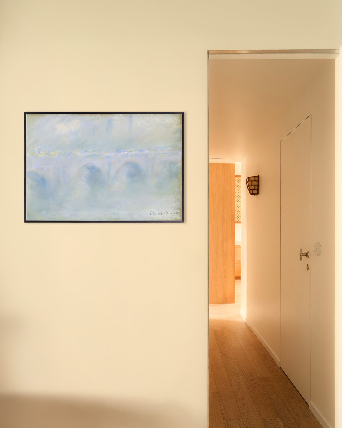 Claude Monet’n Waterloo Bridge (1901) -juliste metallikehyksessä